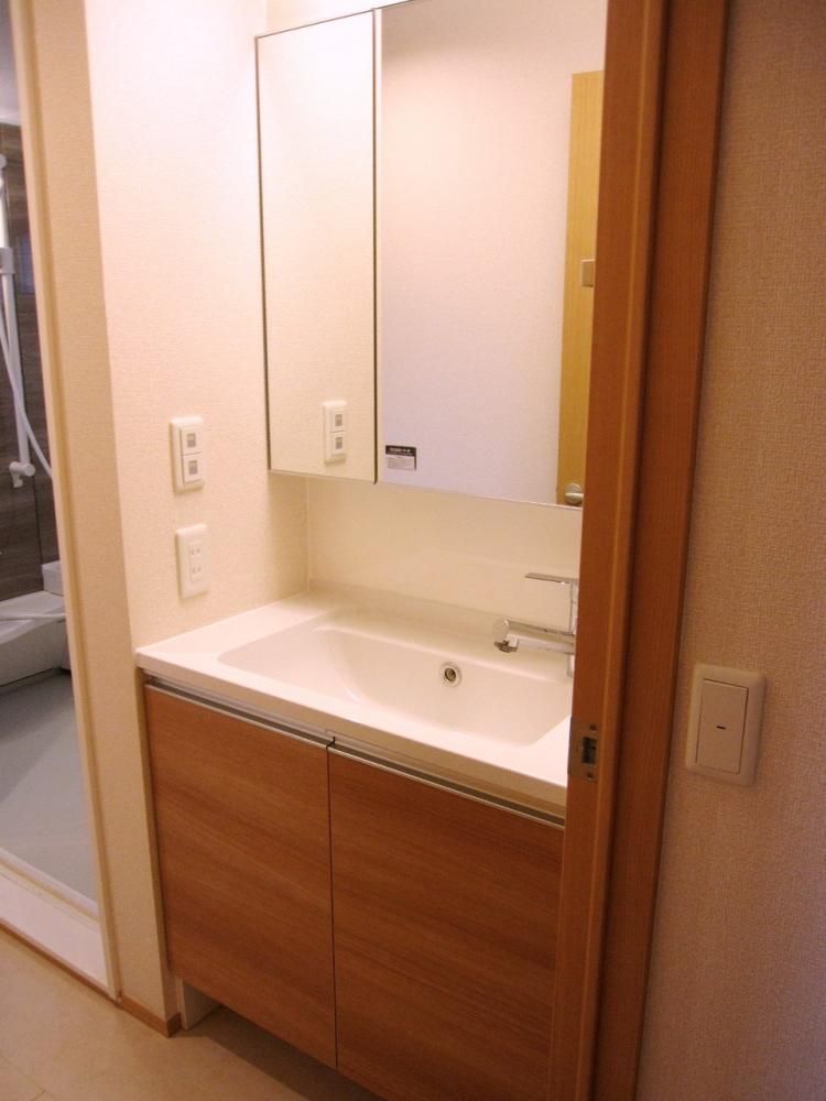 �y���ʏ��z�@