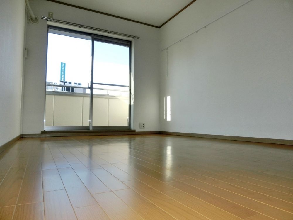 �y�Q���z�@