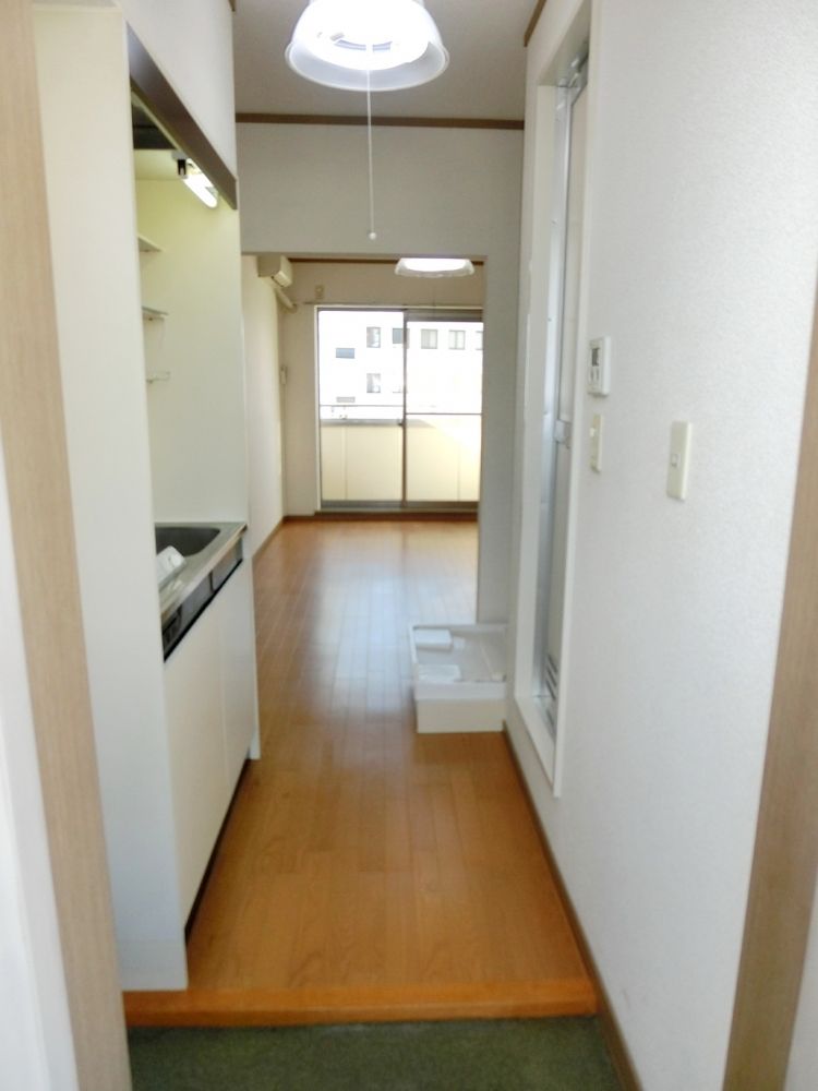 �y���ʏ��z�@