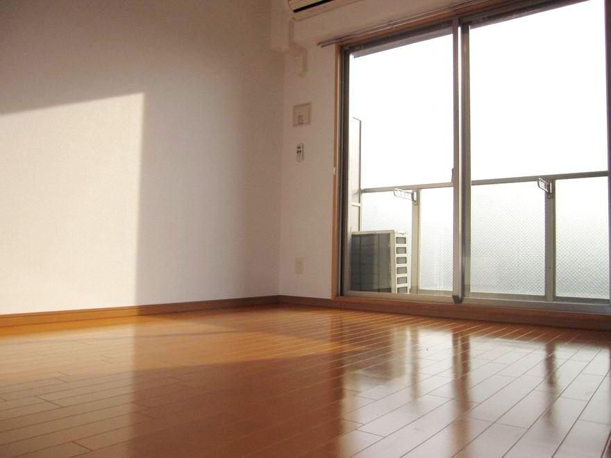 �y�Q���z�@