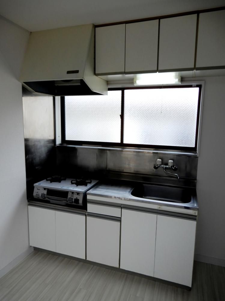 �y�L�b�`���z�@