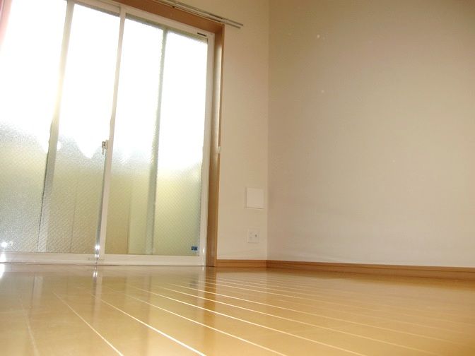 �y���]�z�@