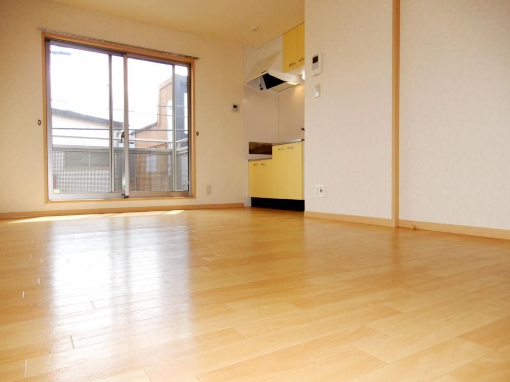 �y���ԁE���r���O�z�@