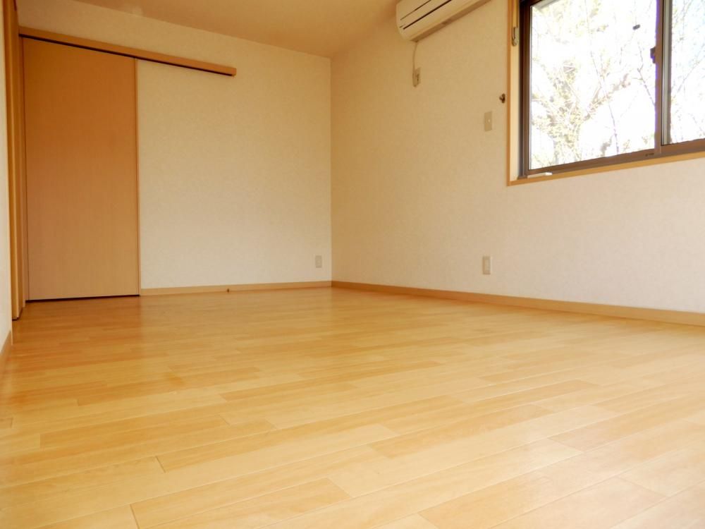 �y�Q���z�@