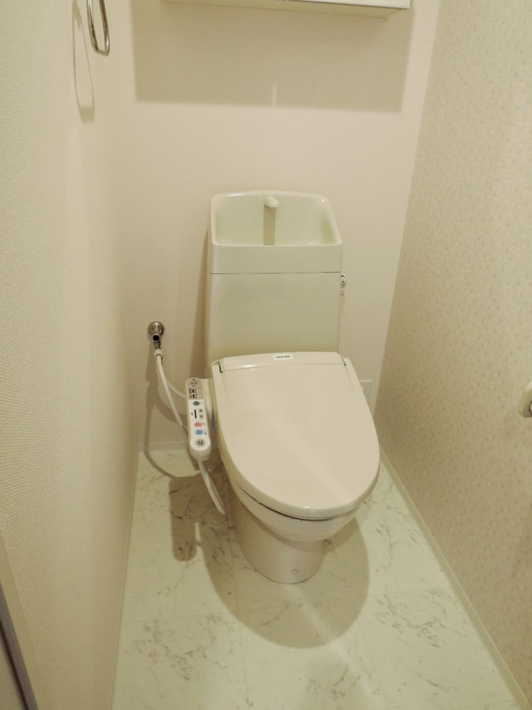 �y�g�C���z�@