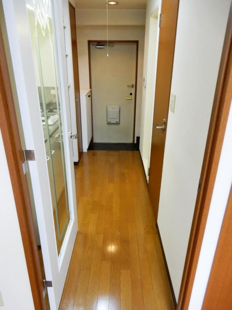 �y�Z�L�����e�B�z�@