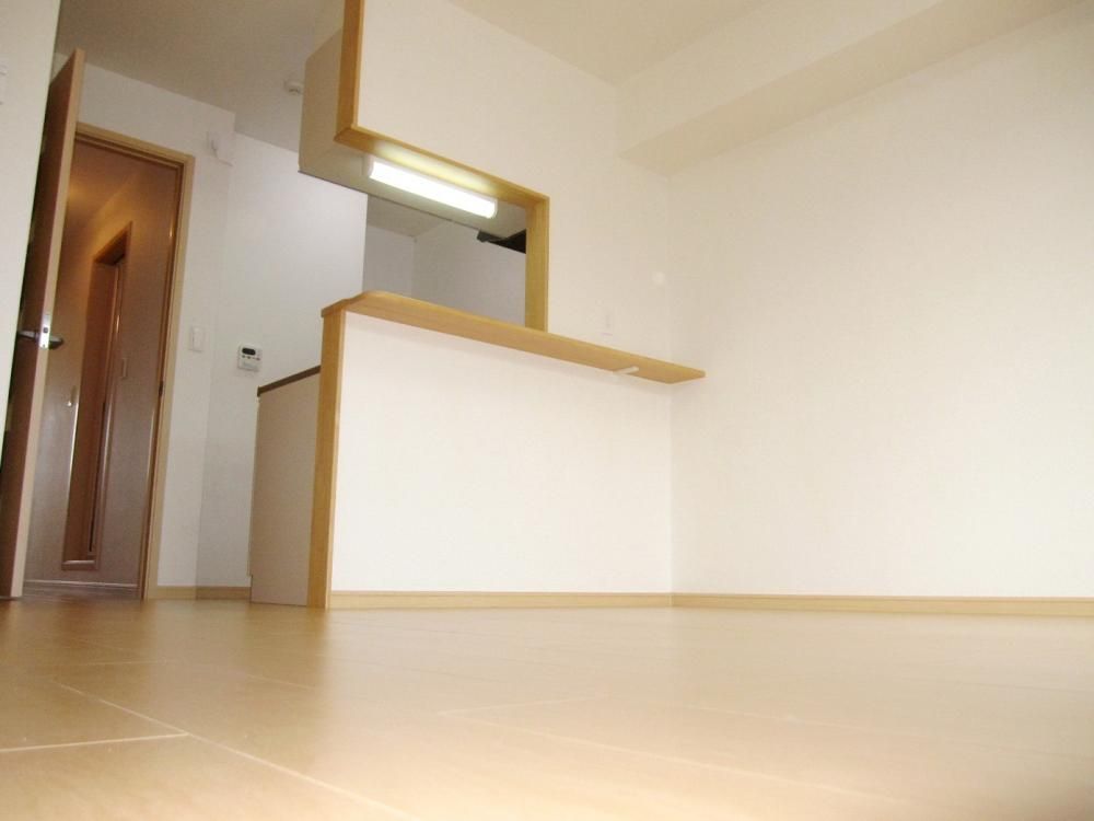 �y���ԁE���r���O�z�@