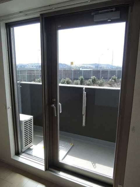 �y�x�����_�z�@