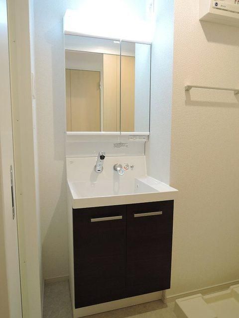 �y���ʏ��z�@