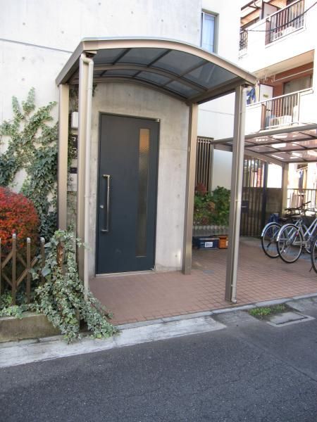 �y�G���g�����X�z�@