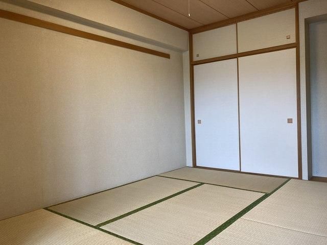 �y�Q���z�@