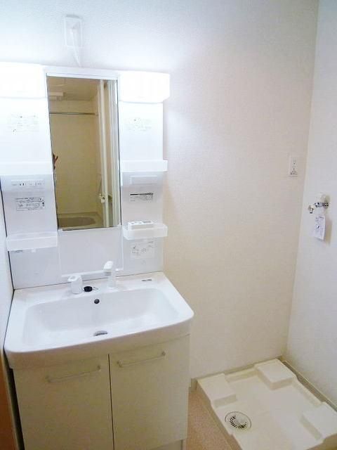 �y���̑��ݔ��z�@