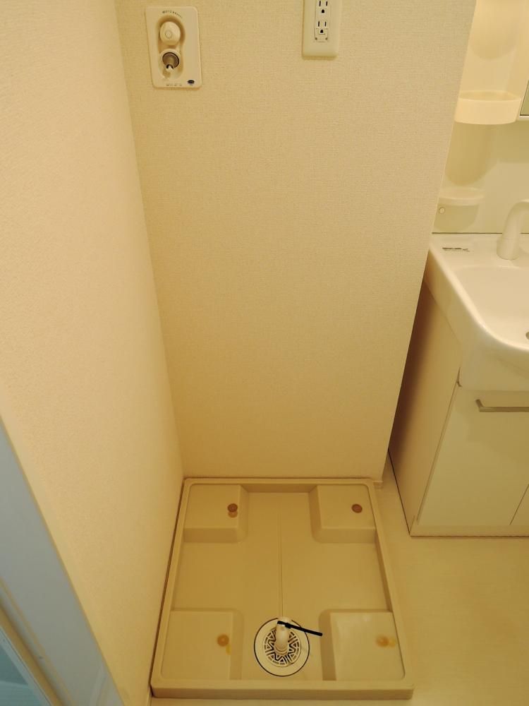 �y���̑��ݔ��z�@