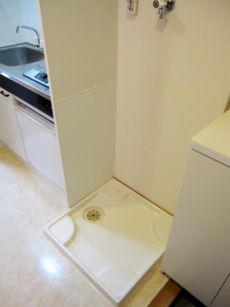 �y���̑��ݔ��z�@