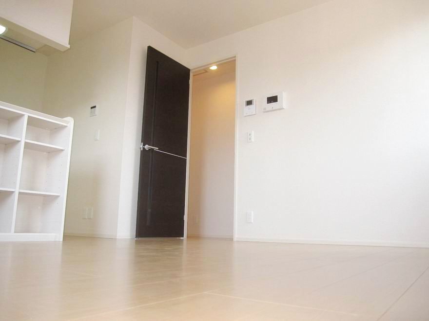 �y���̑��ݔ��z�@