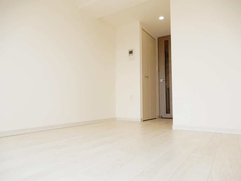 �y���ԁE���r���O�z�@