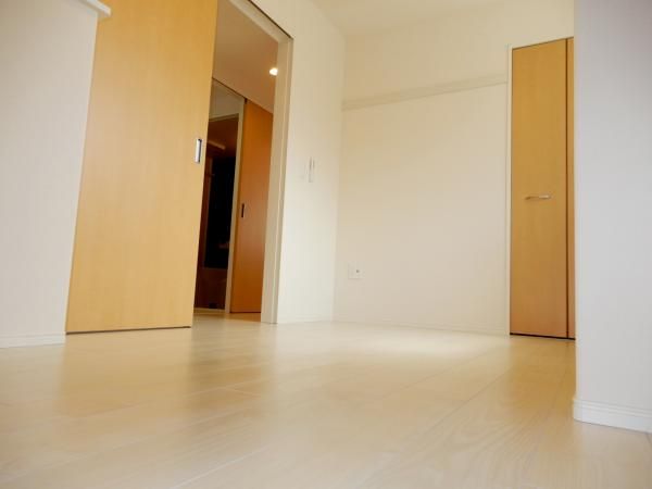 �y�Q���z�@