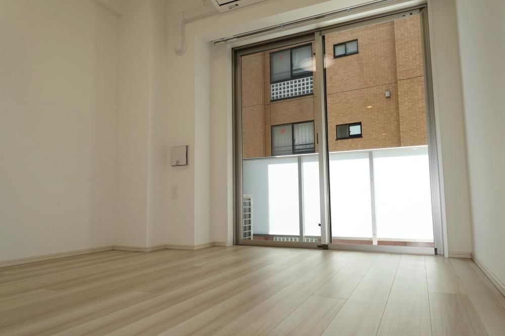 �y�Q���z�@