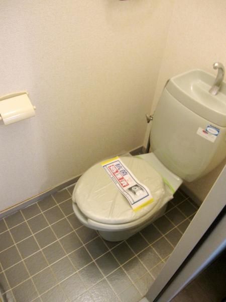 �y�g�C���z�@