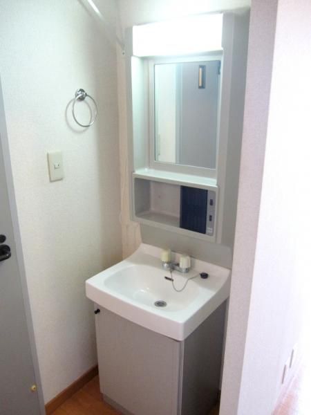 �y���ʏ��z�@