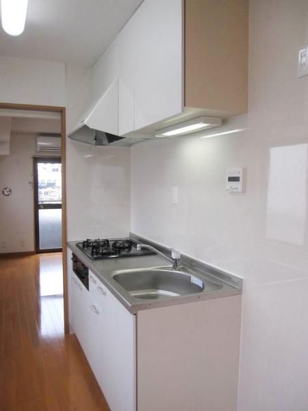 �y�L�b�`���z�@