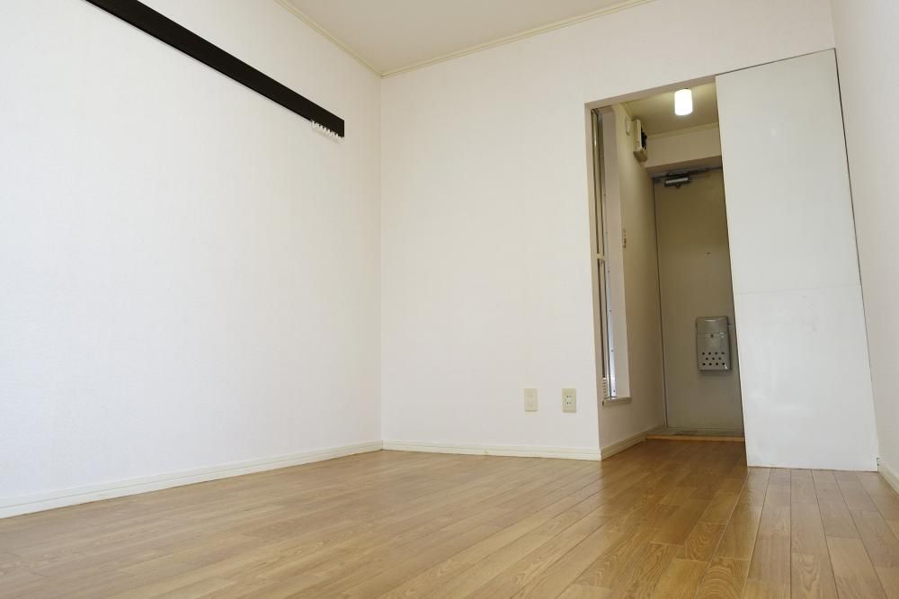 �y���ԁE���r���O�z�@