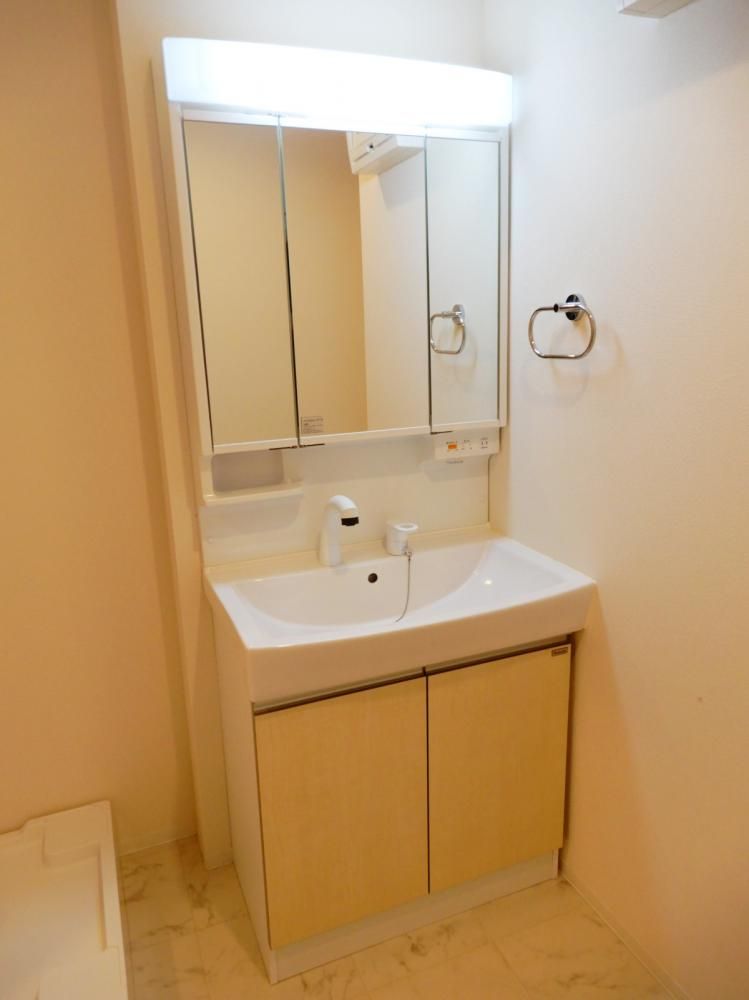 �y���ʏ��z�@