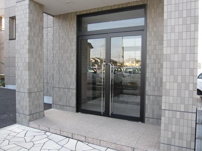 �y�G���g�����X�z�@