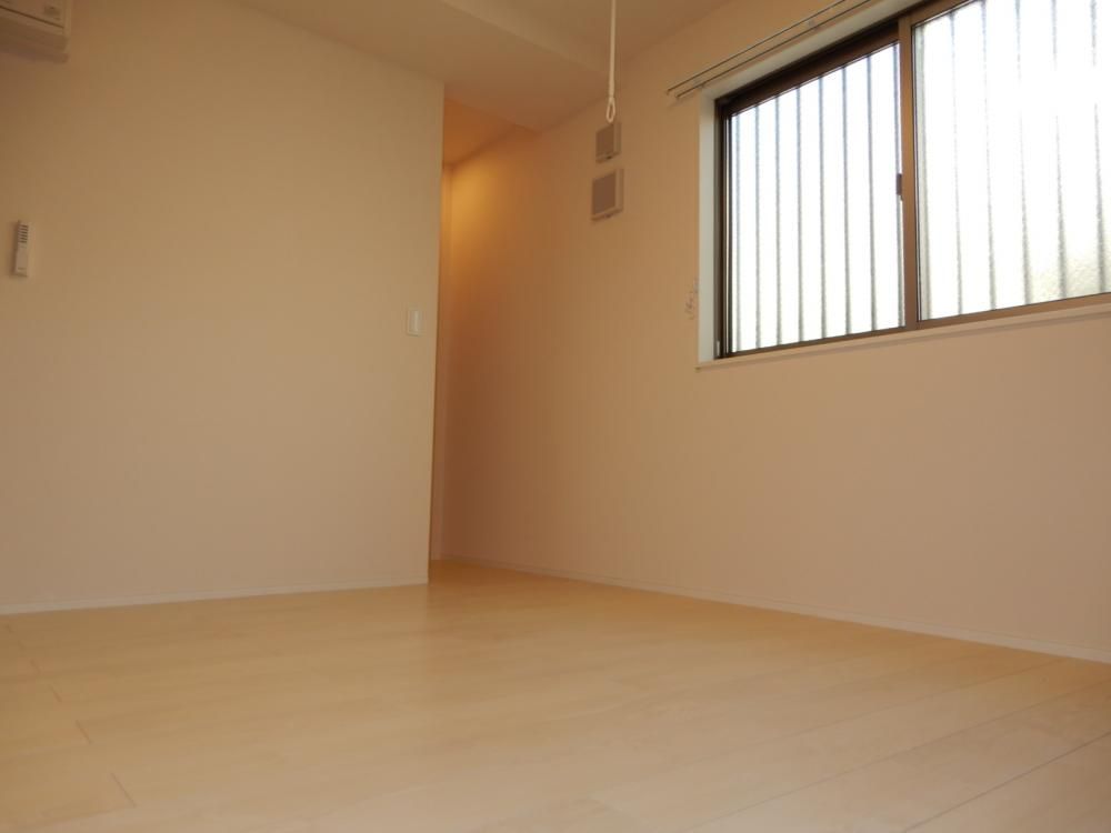 �y�Q���z�@