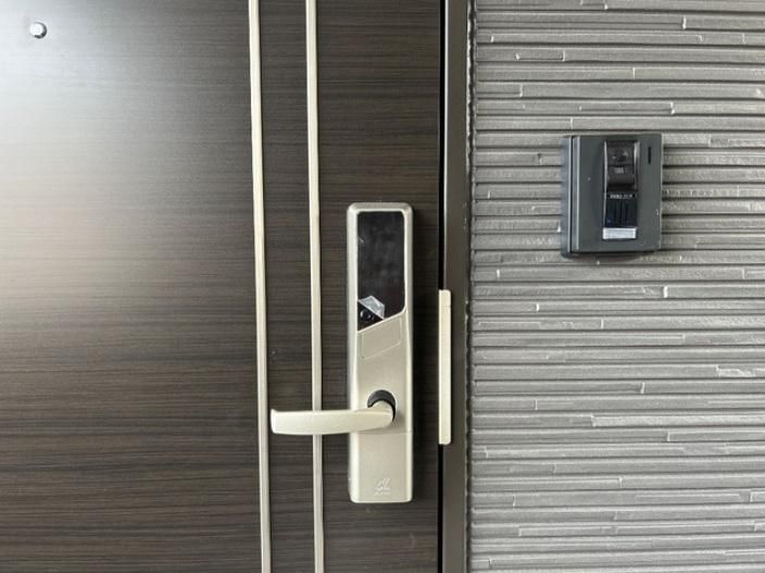 �y�Z�L�����e�B�z�@���d�l�^�C�v