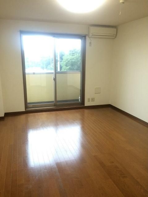 �y�Q���z�@