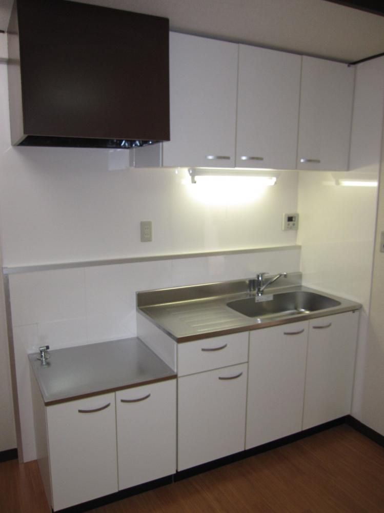 �y�L�b�`���z�@