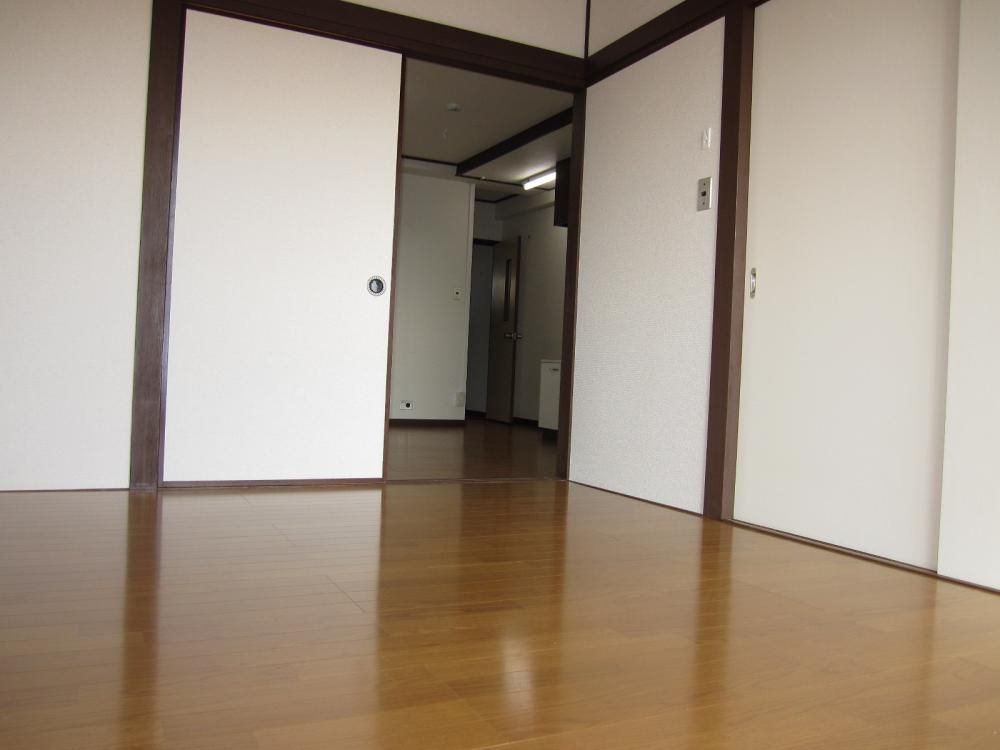 �y�Q���z�@