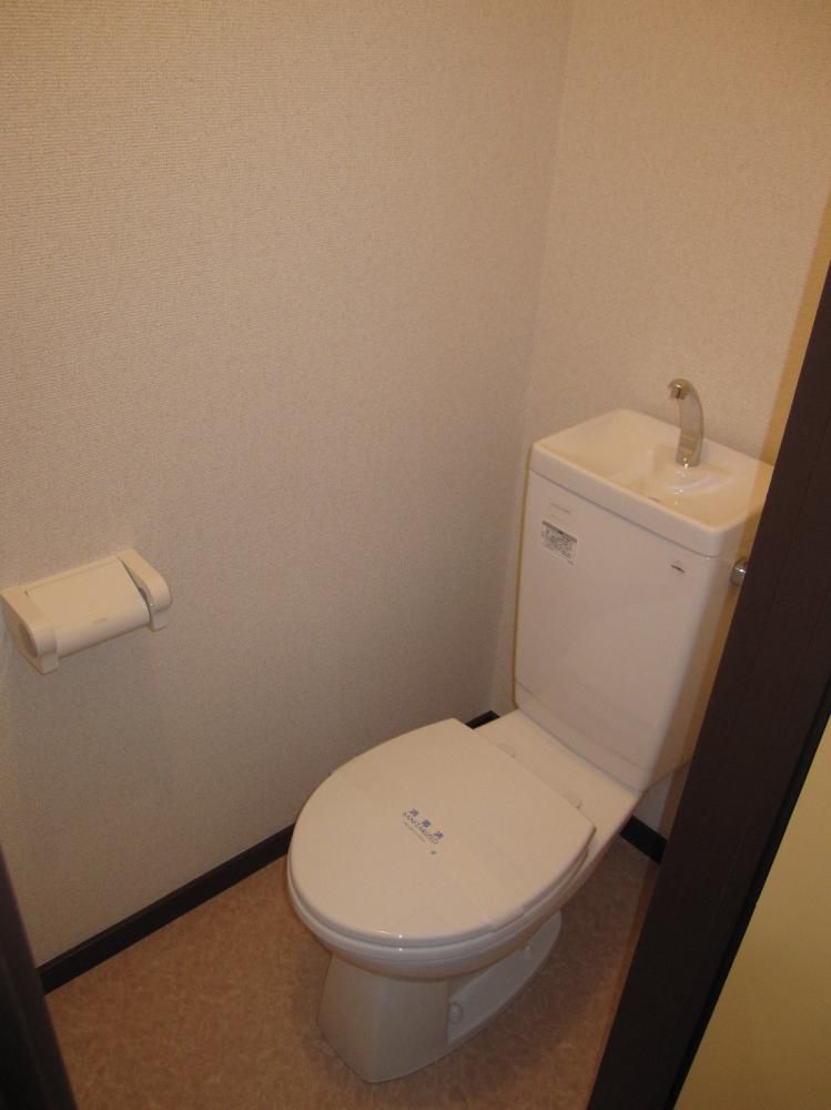 �y�g�C���z�@