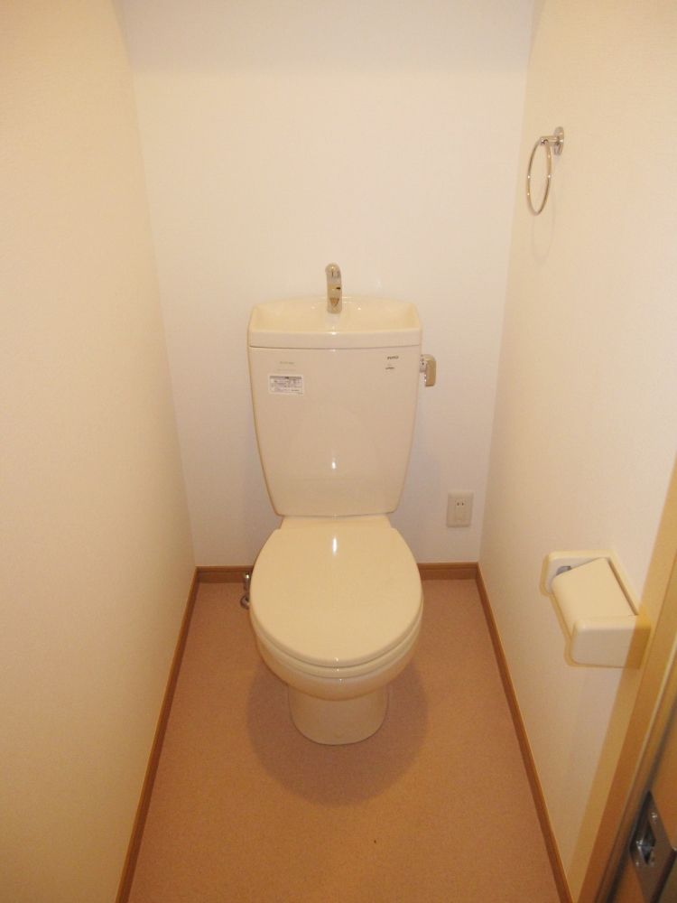 �y�g�C���z�@