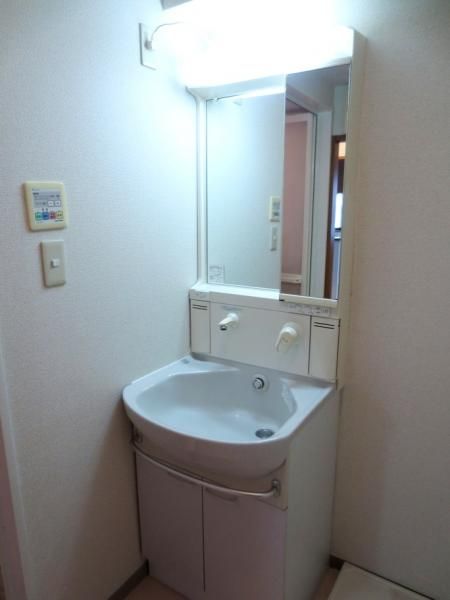 �y���ʏ��z�@