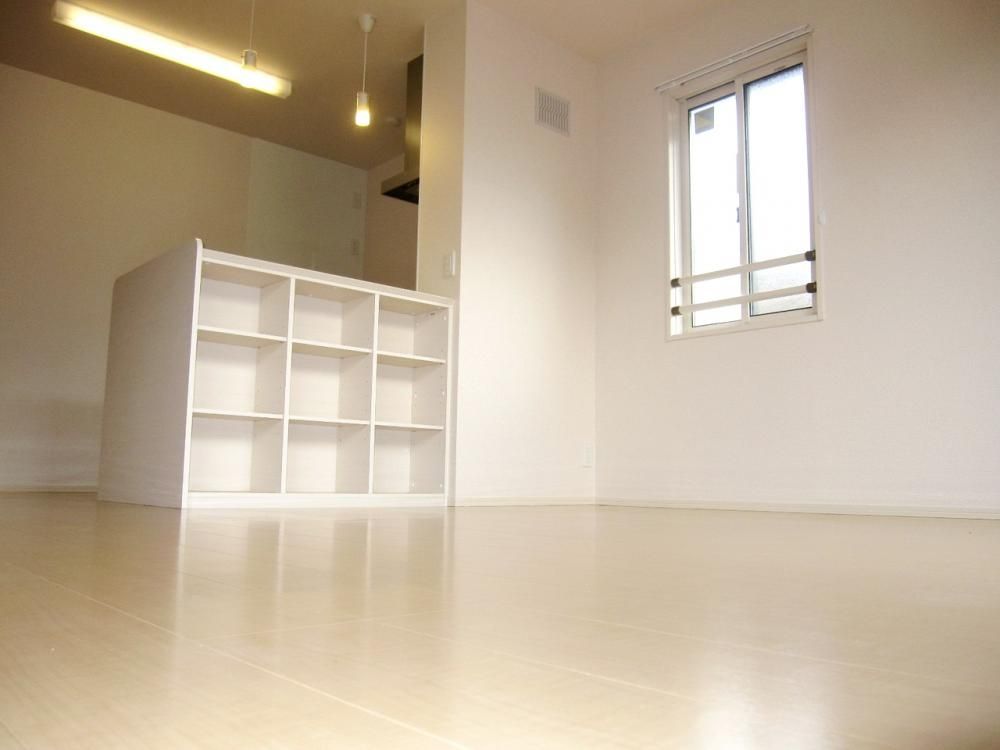 �y���ԁE���r���O�z�@