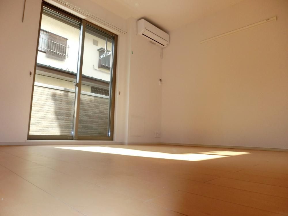 �y�Q���z�@