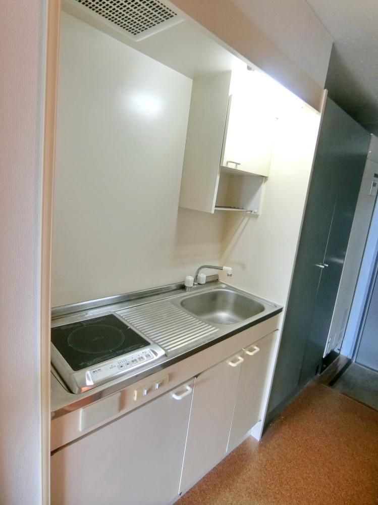 �y�L�b�`���z�@