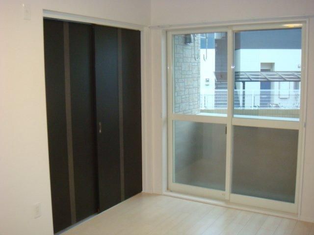 �y���ԁE���r���O�z�@