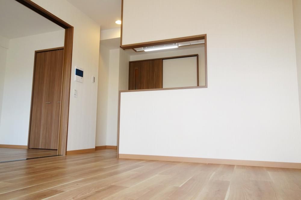 �y���ԁE���r���O�z�@