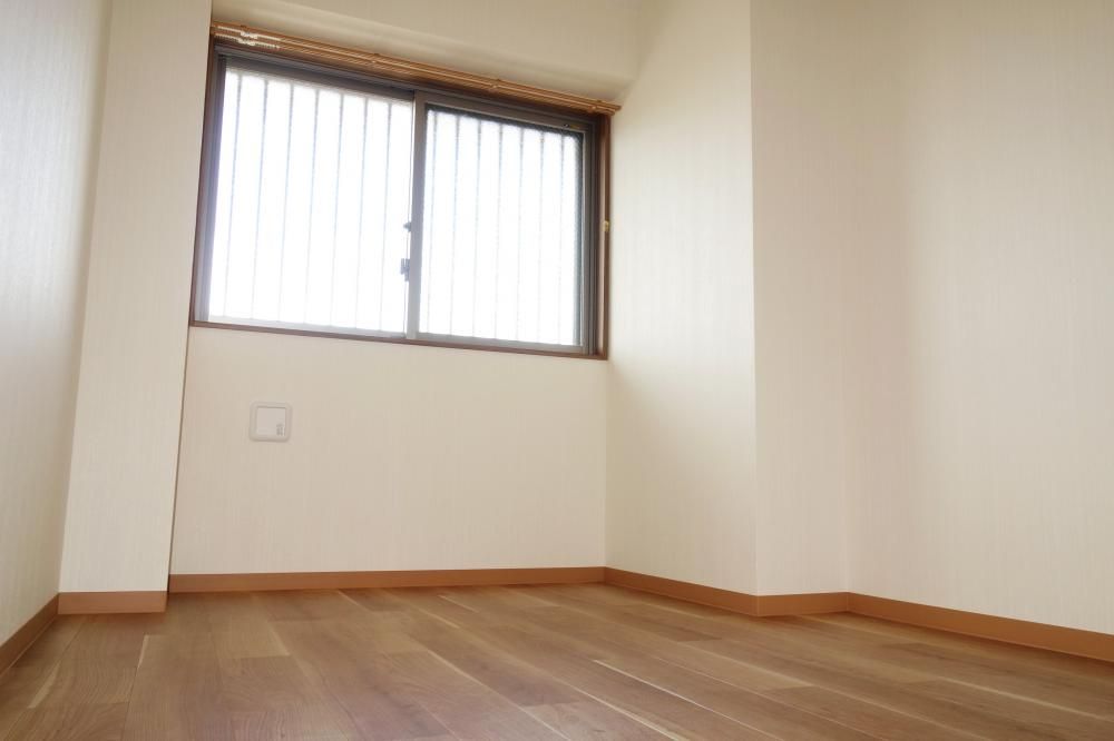 �y�Q���z�@