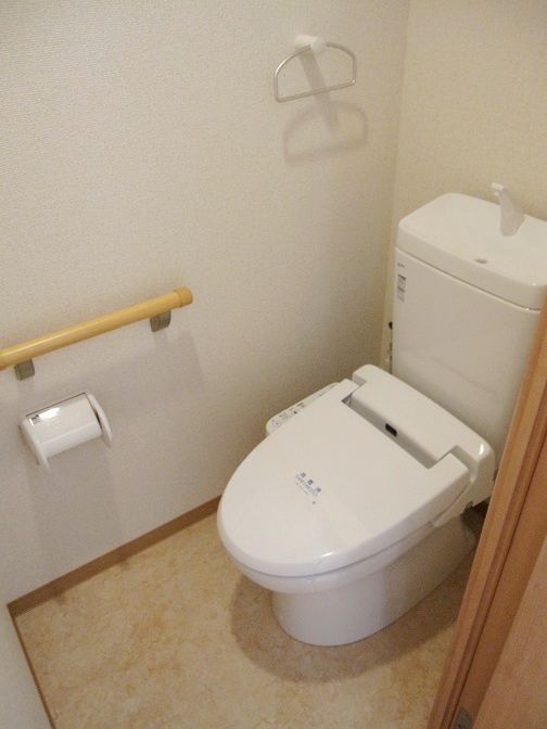 �y�g�C���z�@