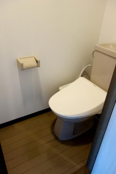 �y�g�C���z�@