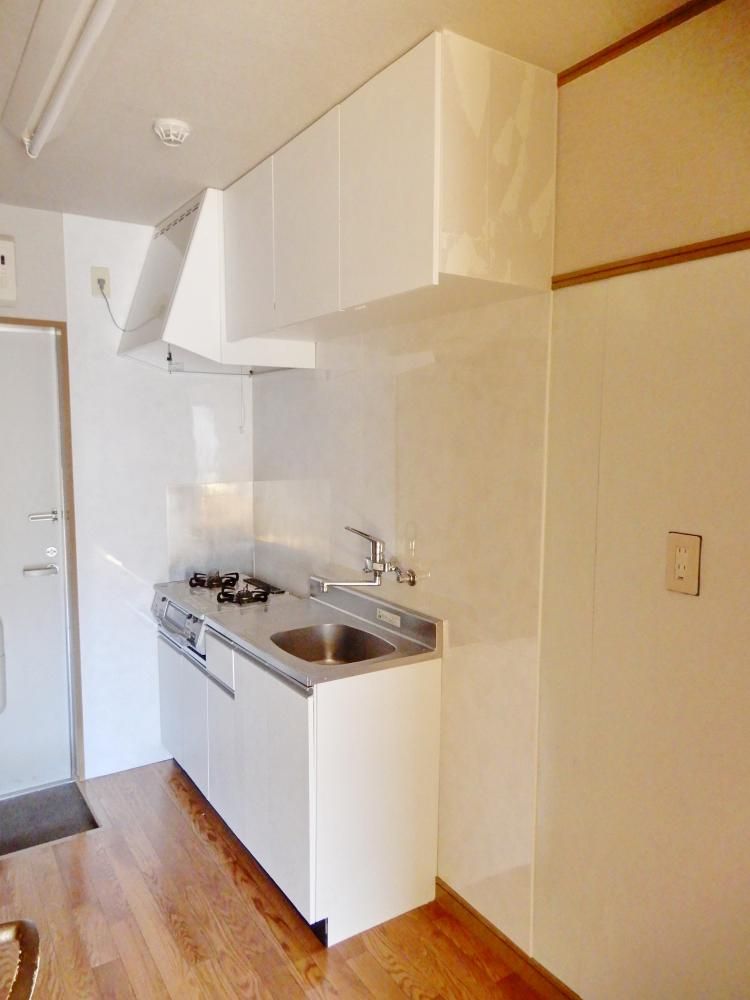 �y�L�b�`���z�@