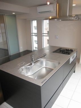 �y�L�b�`���z�@