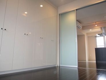 �y�Q���z�@