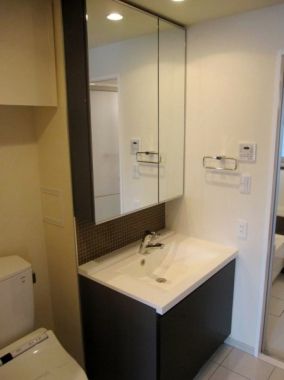 �y���ʏ��z�@