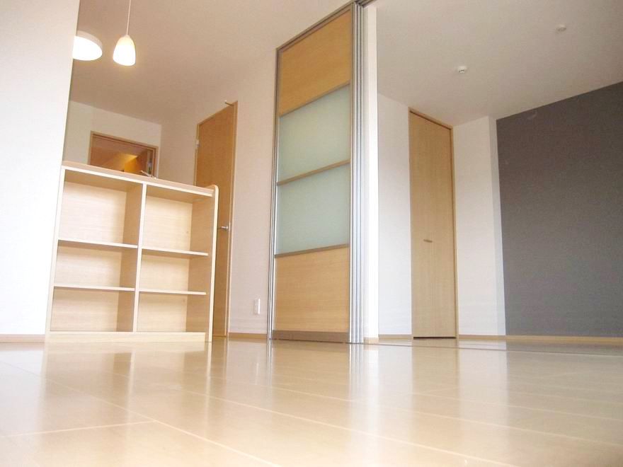 �y���ԁE���r���O�z�@