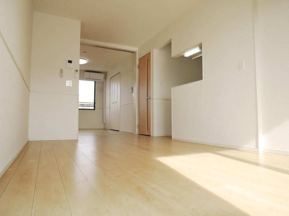 �y���ԁE���r���O�z�@